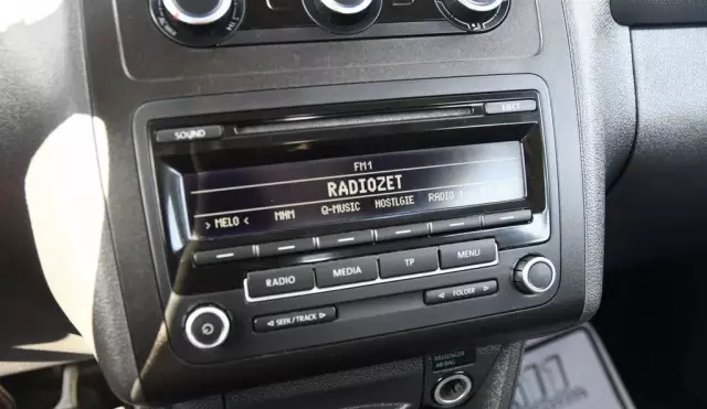 VOLKSWAGEN Caddy California 