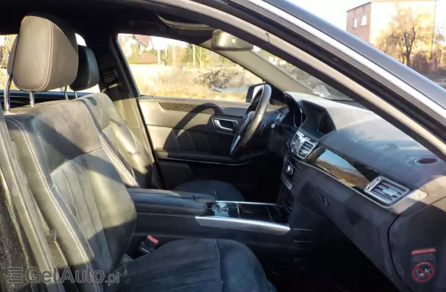 MERCEDES-BENZ Klasa E 