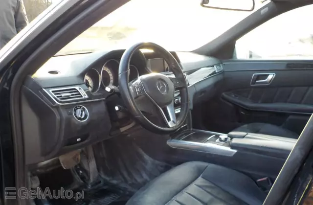 MERCEDES-BENZ Klasa E 