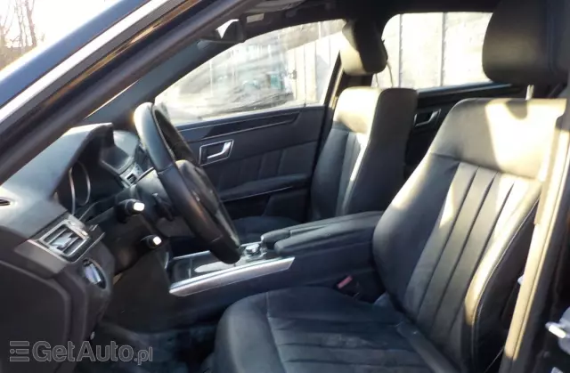 MERCEDES-BENZ Klasa E 