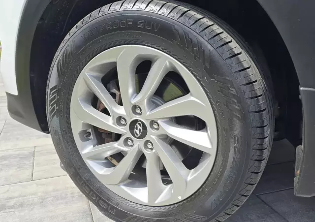 HYUNDAI Tucson 1.7 CRDI BlueDrive Style 2WD