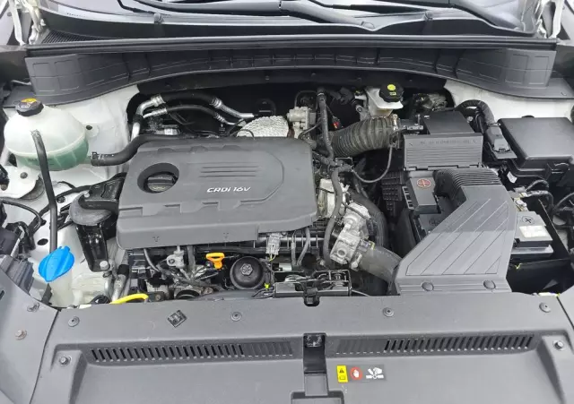 HYUNDAI Tucson 1.7 CRDI BlueDrive Style 2WD