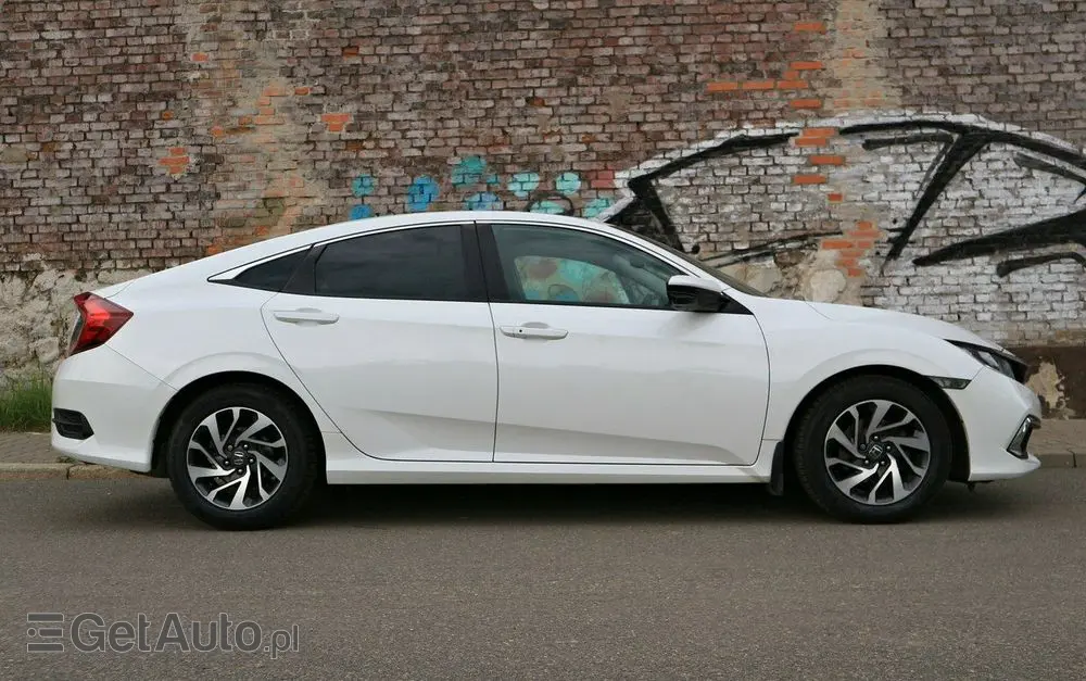 HONDA Civic 2.0 i-VTEC LX CVT