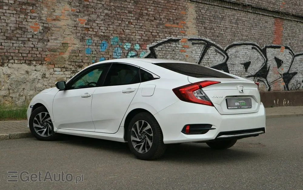 HONDA Civic 2.0 i-VTEC LX CVT