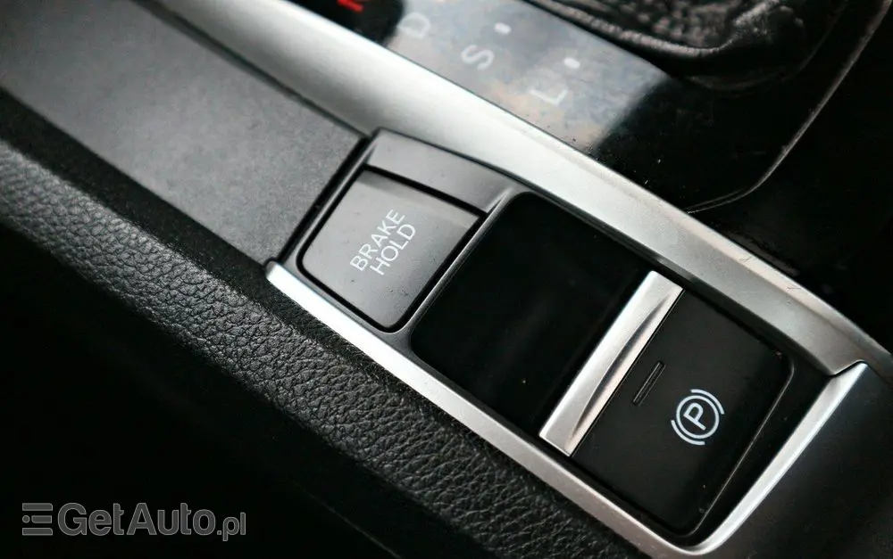 HONDA Civic 2.0 i-VTEC LX CVT