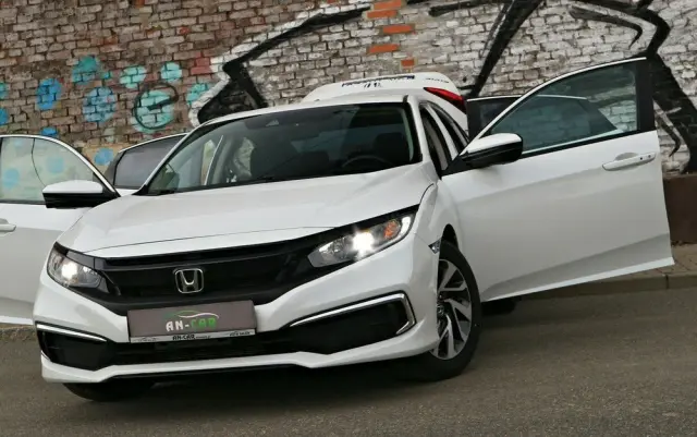 HONDA Civic 2.0 i-VTEC LX CVT