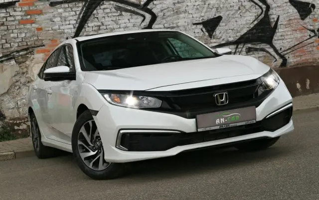 HONDA Civic 2.0 i-VTEC LX CVT