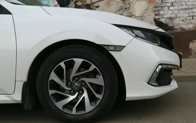 HONDA Civic 2.0 i-VTEC LX CVT