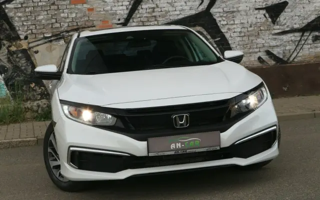 HONDA Civic 2.0 i-VTEC LX CVT