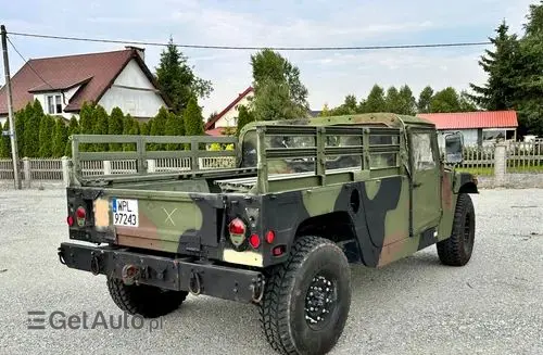 HUMMER H1 