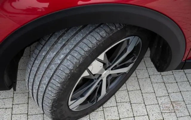 PEUGEOT 5008 1.6 PureTech GT Pack S&S EAT8