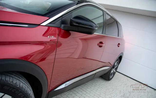 PEUGEOT 5008 1.6 PureTech GT Pack S&S EAT8