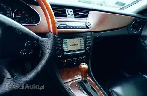 MERCEDES-BENZ CLS 