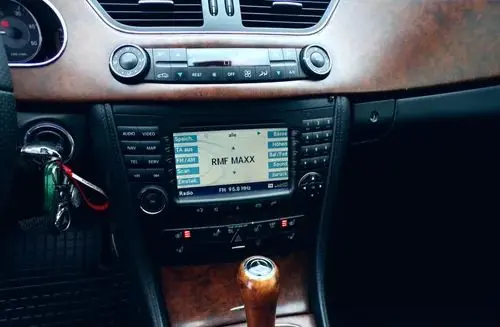 MERCEDES-BENZ CLS 