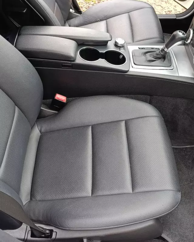 MERCEDES-BENZ Klasa C 250 CGI BlueEff Avantgarde