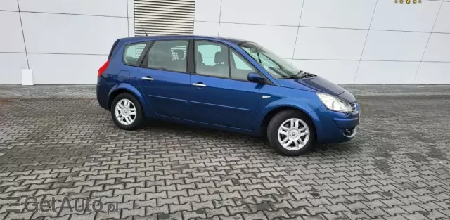 RENAULT Grand Scenic 