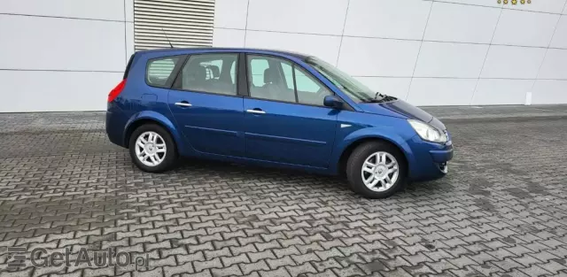 RENAULT Grand Scenic 