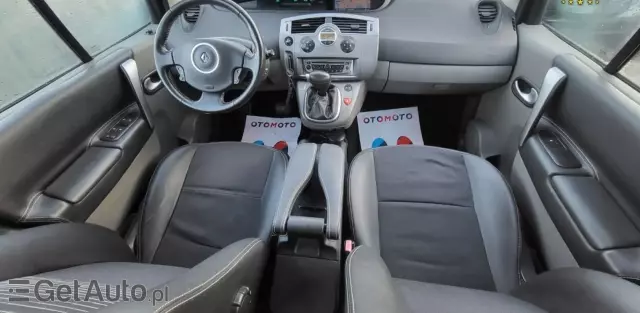 RENAULT Grand Scenic 
