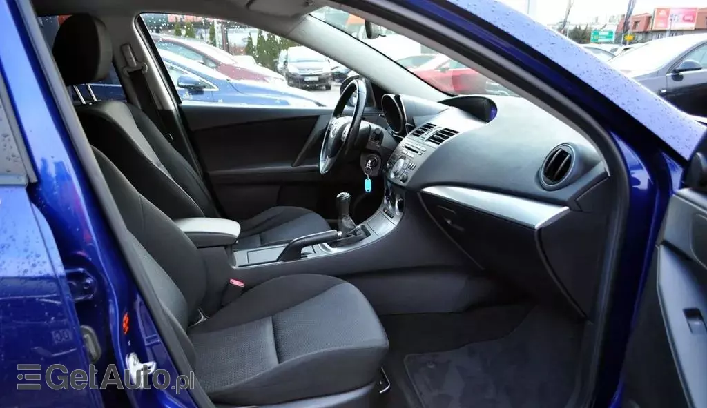 MAZDA 3 1.6i (105 KM)