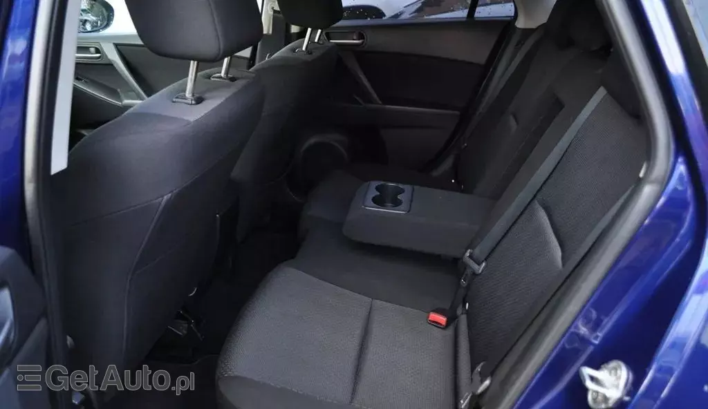 MAZDA 3 1.6i (105 KM)