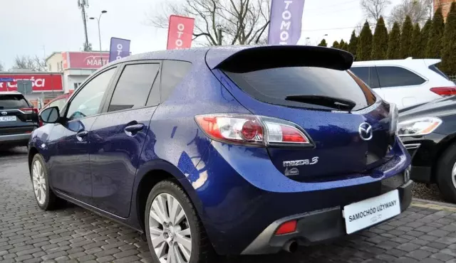 MAZDA 3 1.6i (105 KM)