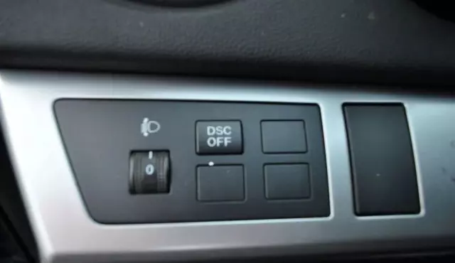 MAZDA 3 1.6i (105 KM)