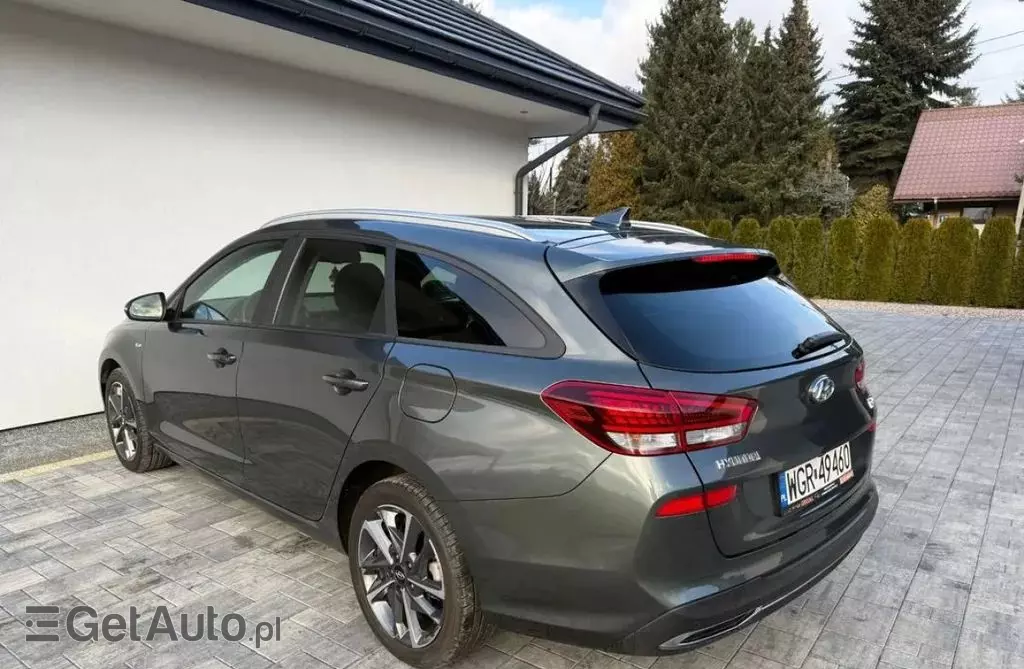 HYUNDAI I30 