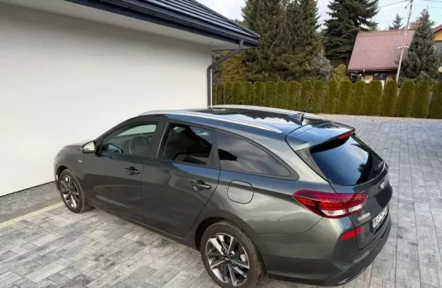 HYUNDAI I30 