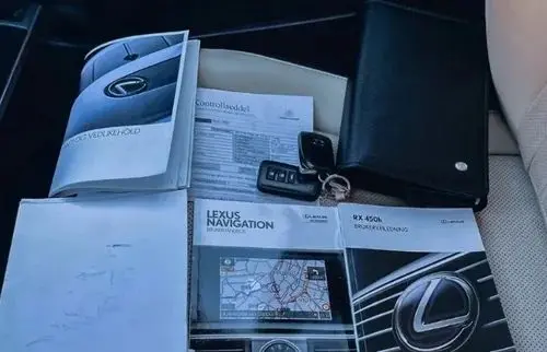 LEXUS RX 