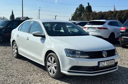 VOLKSWAGEN Jetta 