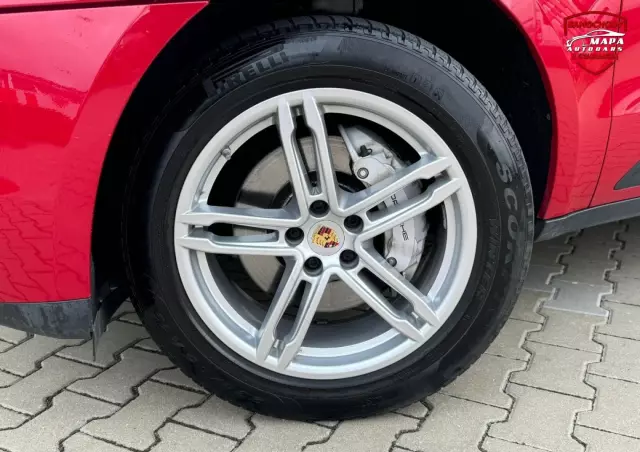 PORSCHE Macan S