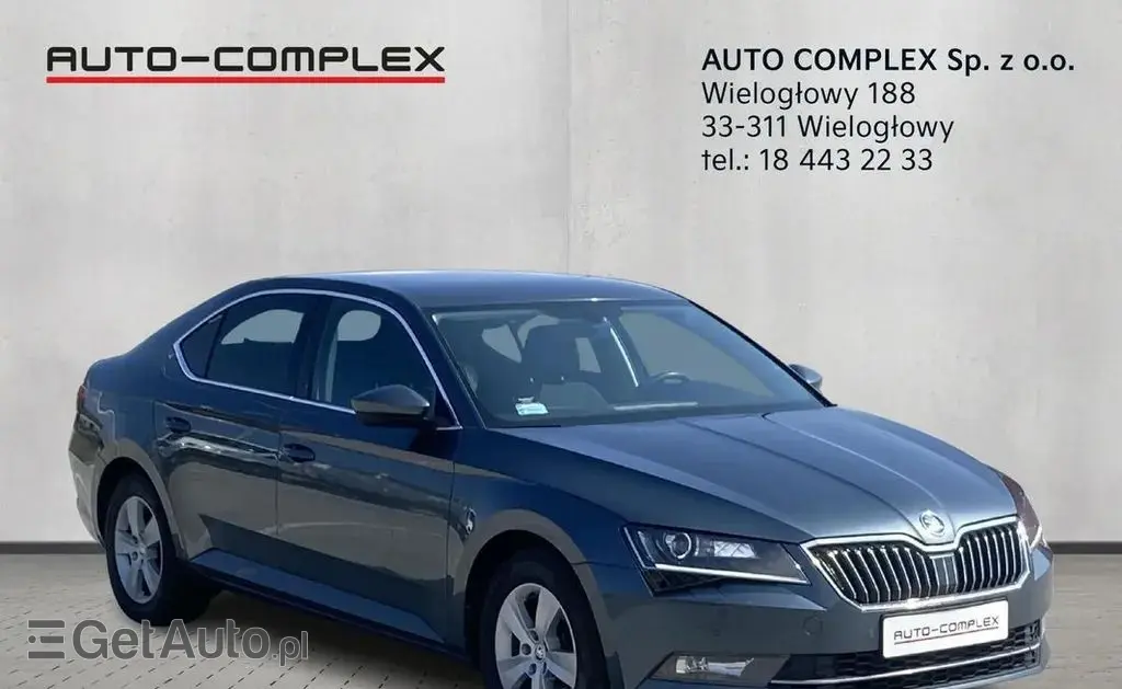 SKODA Superb 
