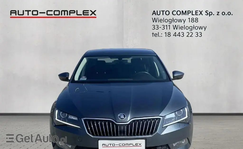 SKODA Superb 