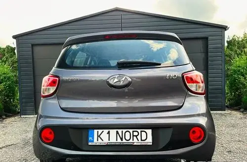 HYUNDAI I10 
