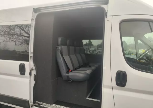 FIAT Ducato MAXI Brygadówka 7 osób 