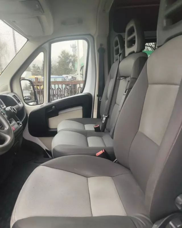 FIAT Ducato MAXI Brygadówka 7 osób 