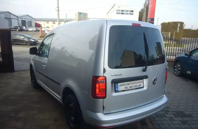 VOLKSWAGEN Caddy 