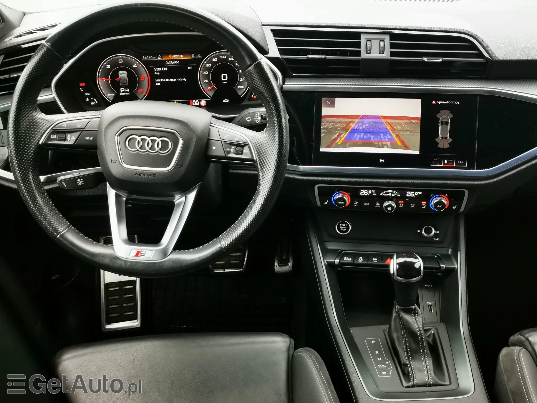 AUDI Q3 S line S tronic