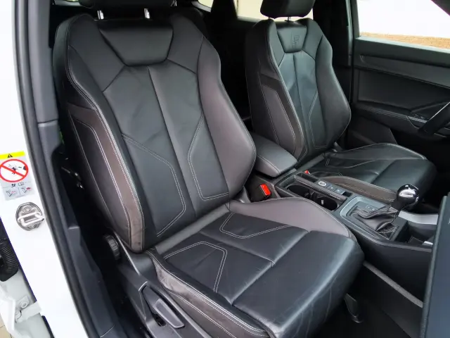 AUDI Q3 S line S tronic