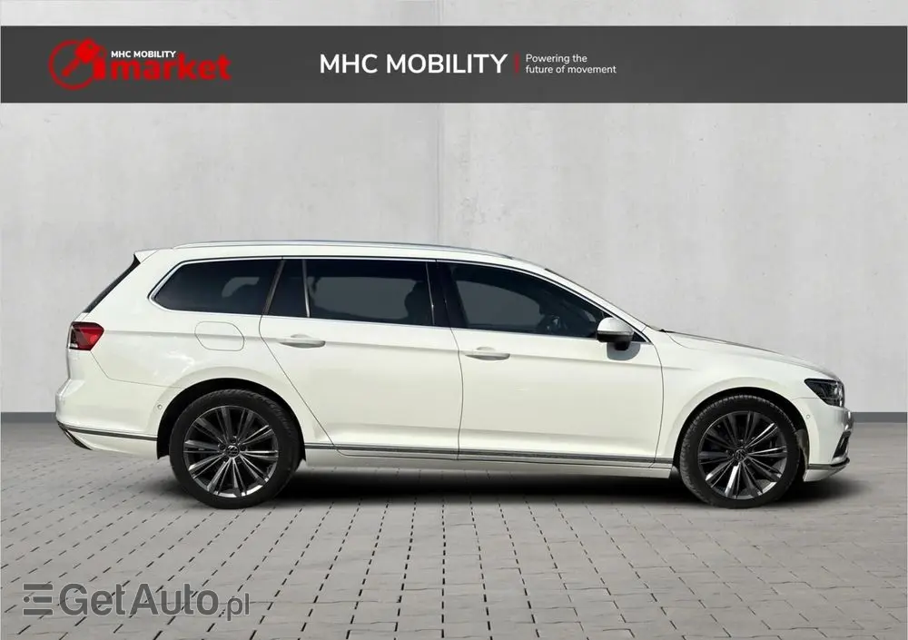 VOLKSWAGEN Passat Variant 2.0 TDI Elegance DSG