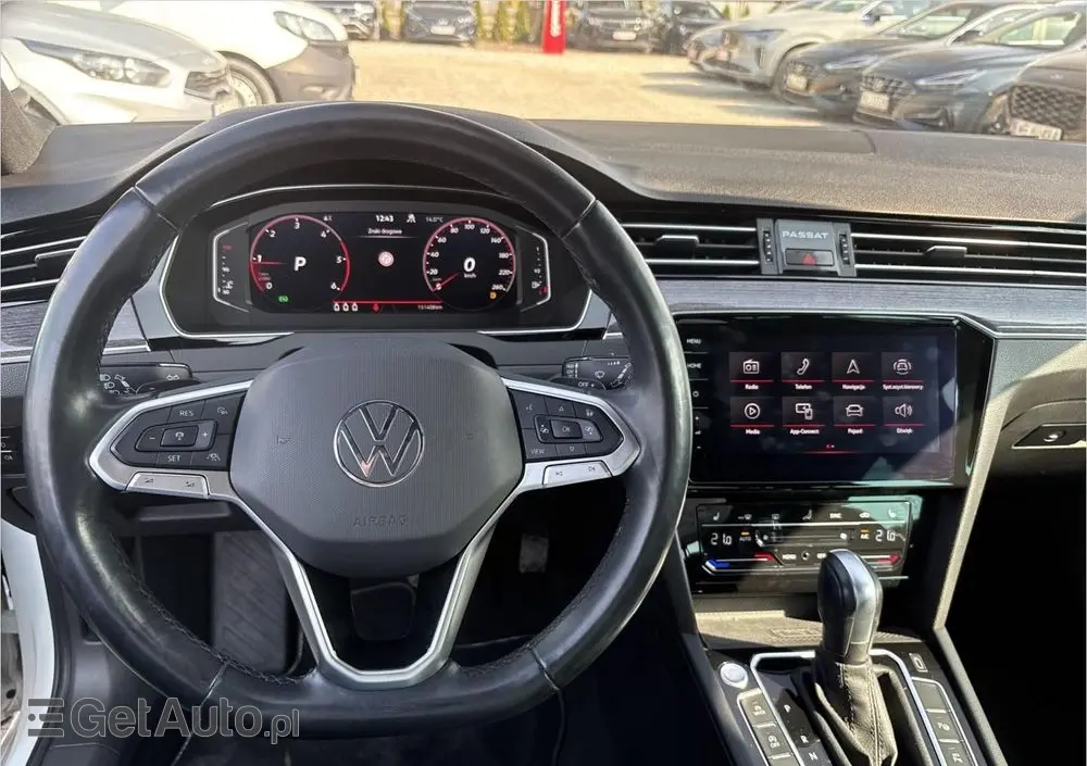 VOLKSWAGEN Passat Variant 2.0 TDI Elegance DSG