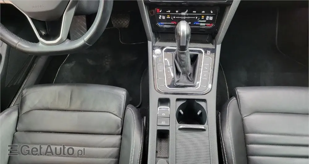 VOLKSWAGEN Passat Variant 2.0 TDI Elegance DSG