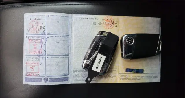 VOLKSWAGEN Passat Variant 2.0 TDI Elegance DSG