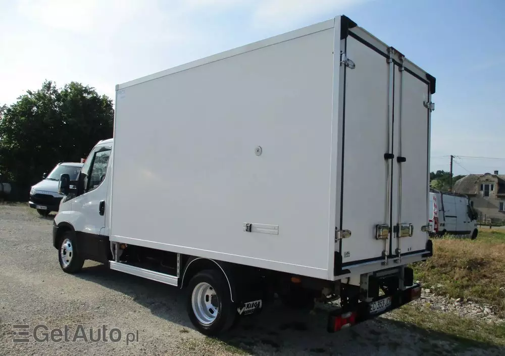 IVECO Daily 35C13 chłodnia Mroźnia na bliźniaku 35-130 Thermo King agregat 