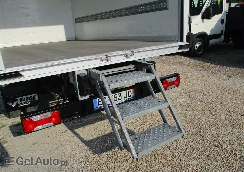 IVECO Daily 35C13 chłodnia Mroźnia na bliźniaku 35-130 Thermo King agregat 