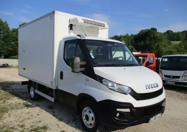 IVECO Daily 35C13 chłodnia Mroźnia na bliźniaku 35-130 Thermo King agregat 