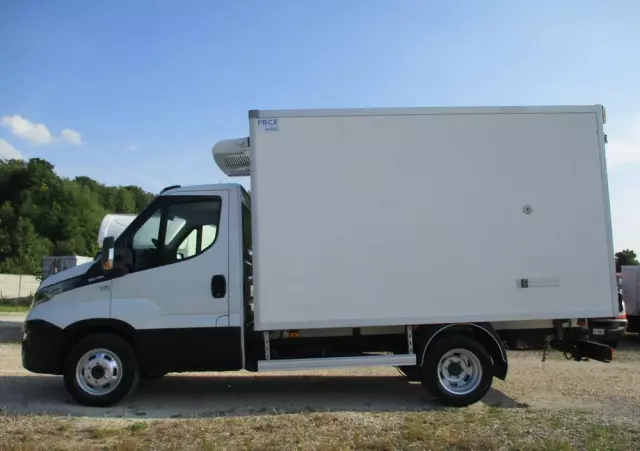 IVECO Daily 35C13 chłodnia Mroźnia na bliźniaku 35-130 Thermo King agregat 