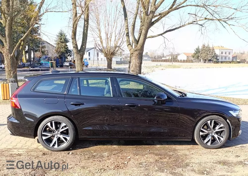 VOLVO V60 D4 AWD Geartronic R-Design