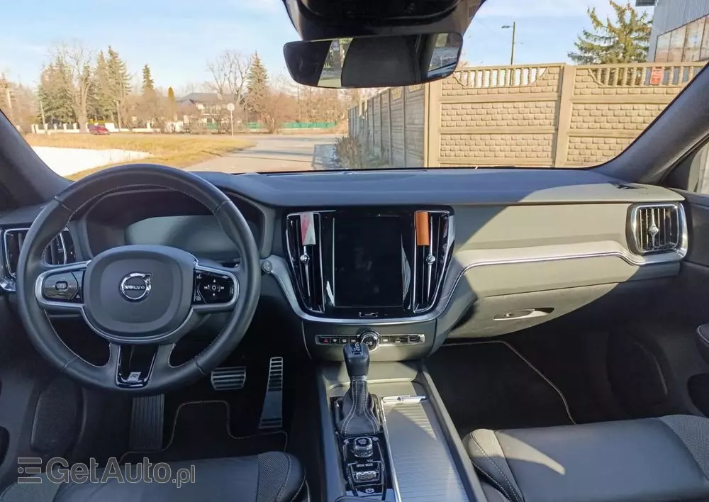 VOLVO V60 D4 AWD Geartronic R-Design
