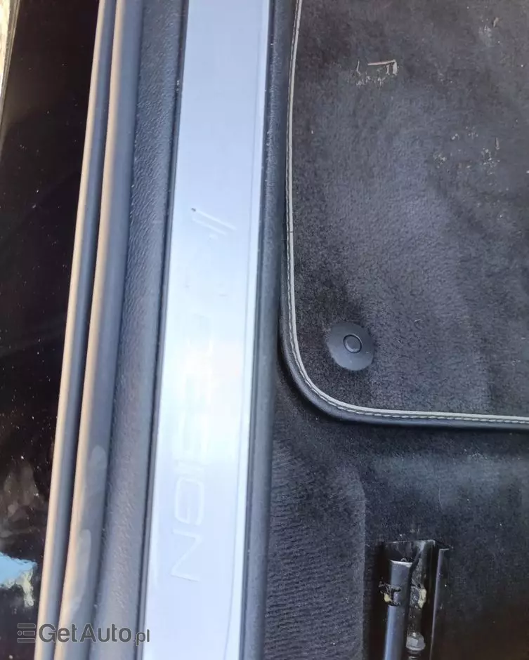 VOLVO V60 D4 AWD Geartronic R-Design